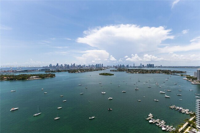 Foto del edificio - 1330 West Ave