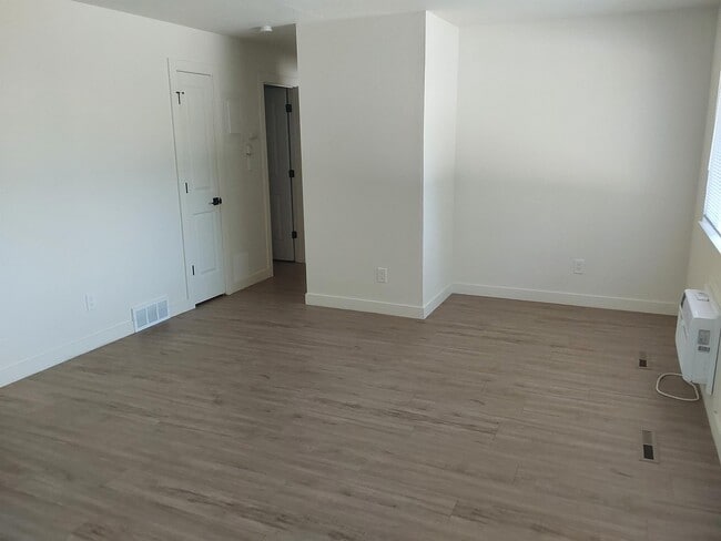 Foto del edificio - 1701 Palm Dr