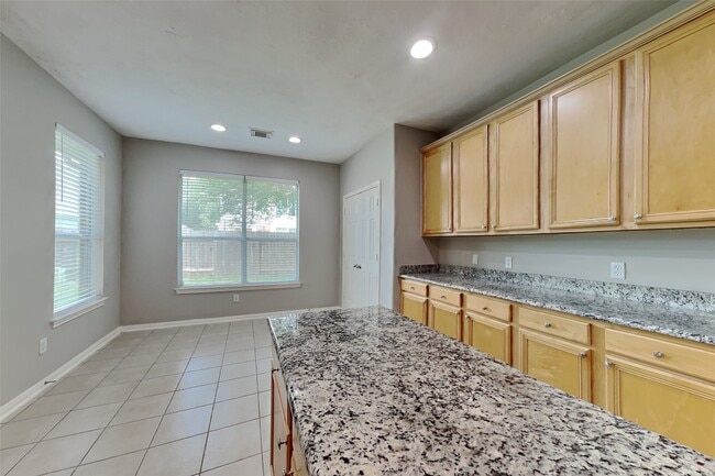 Building Photo - 12723 Rock Creek Ct.