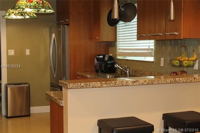 Foto del edificio - 1029 SW 10th Ave