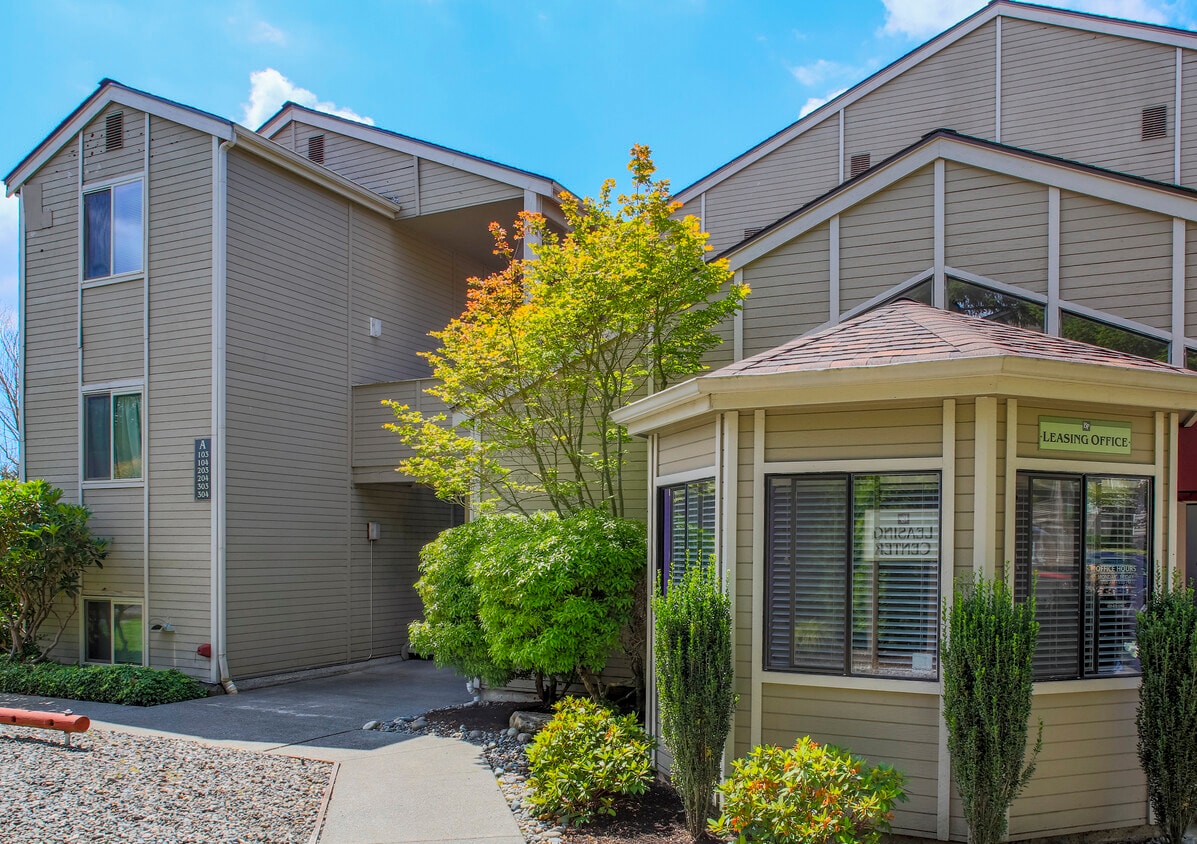 Brittany Place 19805 48th Ave W Lynnwood, WA Apartments for Rent in