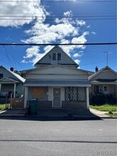 Building Photo - 547 19th St