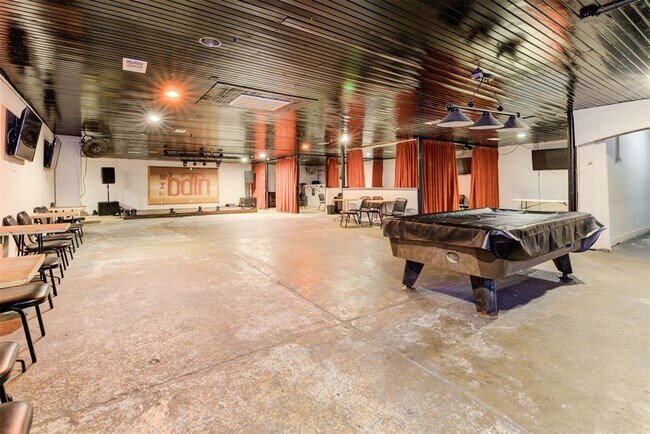 Foto del edificio - 3317 Bennington St