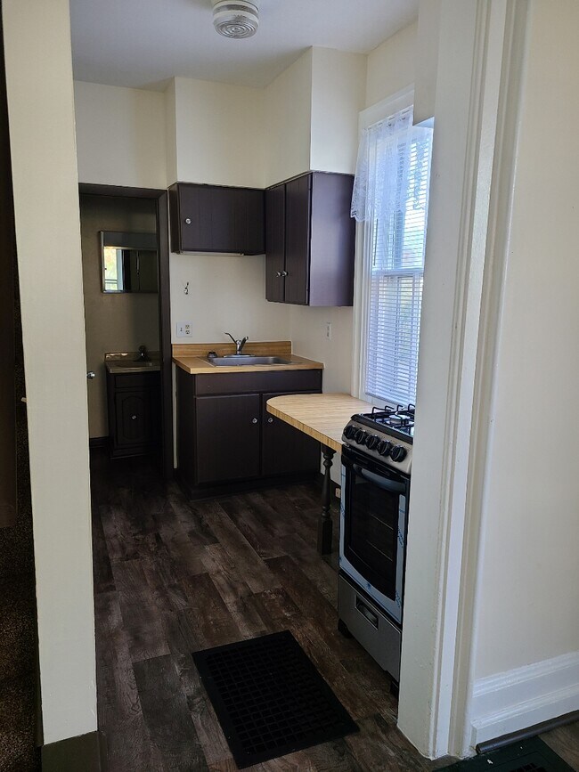 Foto del edificio - 116 S 6th St