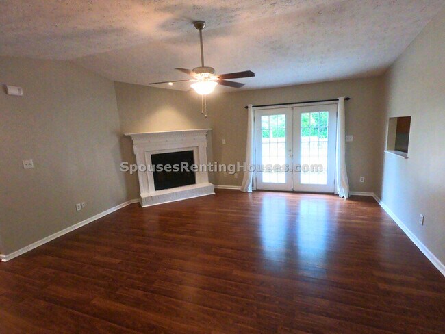 Photo - 7648 Camberwood Dr House