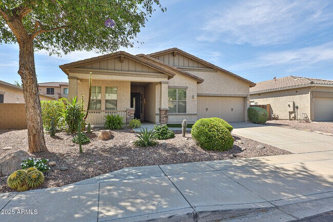 Building Photo - 30870 N 125th Dr