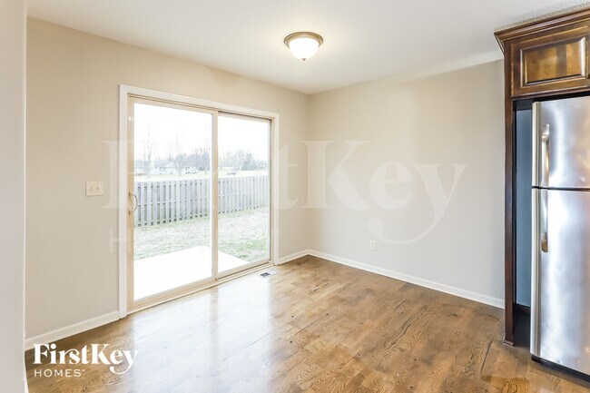 Foto del edificio - 11109 Highview Rd