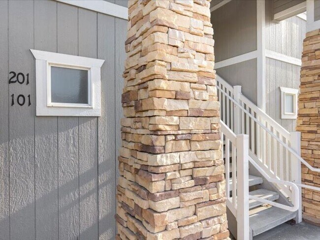 Foto del edificio - 101 Chapel Hill Blvd