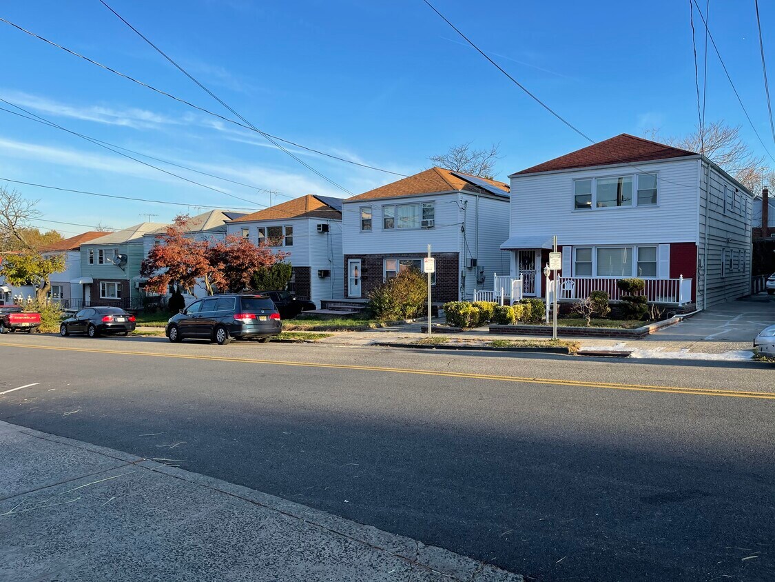 22 Culver Ave Unit 1, Jersey City, NJ 07305 Apartments in Jersey City