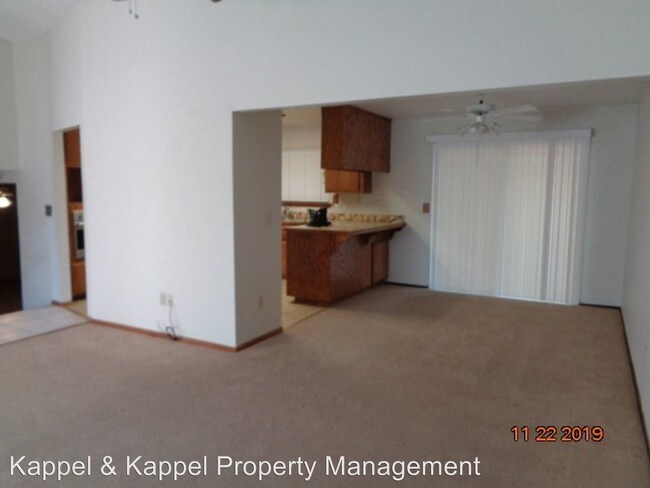 Building Photo - 3 br, 3 bath House - 418 NUT TREE RD