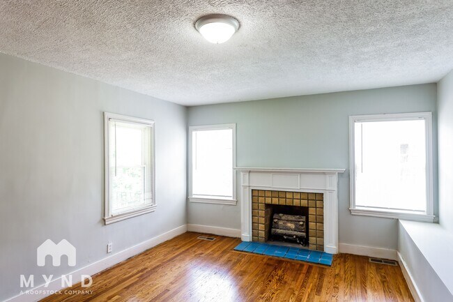 Foto del edificio - 1331 43rd St N