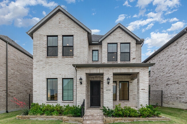 Building Photo - 9558 Hedge St