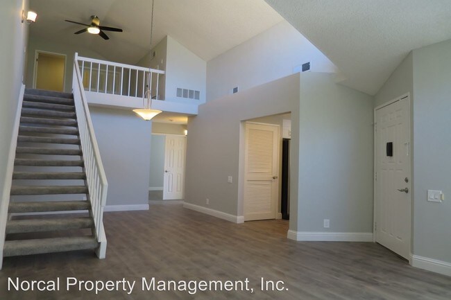 Building Photo - 2659 Yerba Cliff Ct