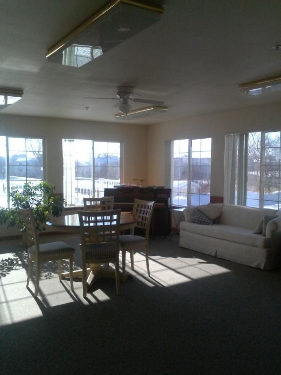Building Photo - 1 br, 1 bath Apartment - Harbour Pointe