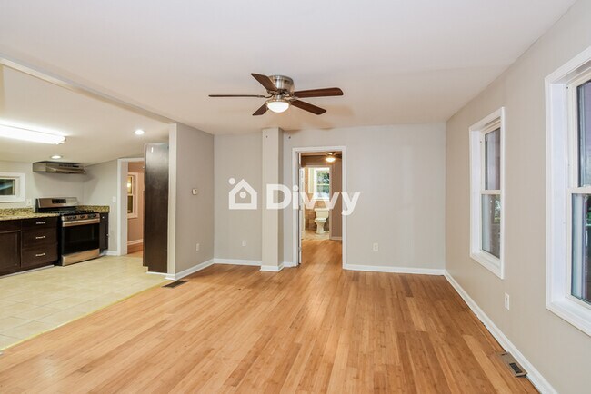 Building Photo - 4835 Griggs St
