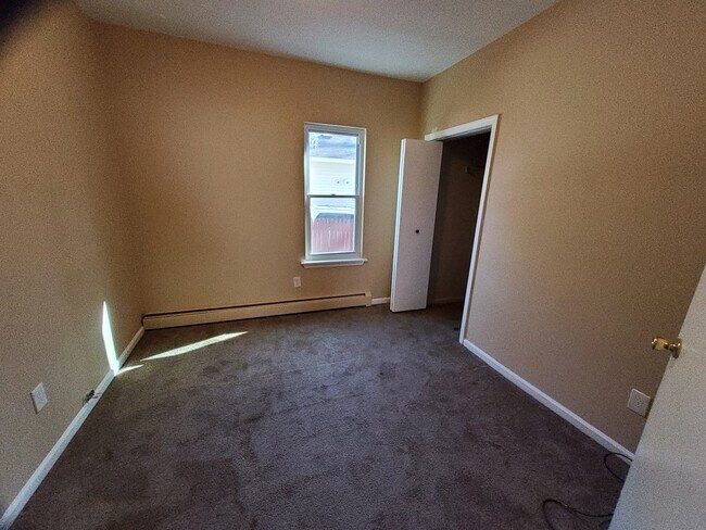 Bedroom 2 - 4 Sterling St