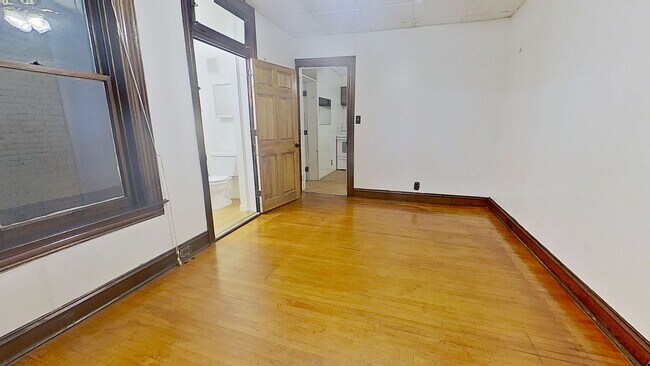 Foto del edificio - 1st floor apartment