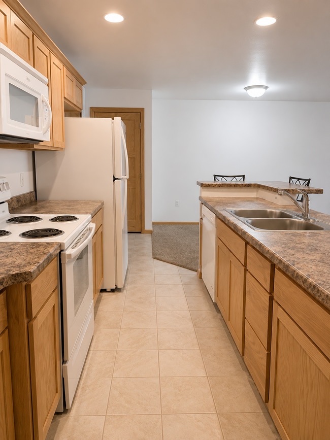 Building Photo - 3632 Calvert Rd