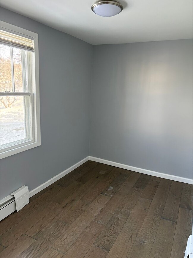 Building Photo - 1326 8th Ave