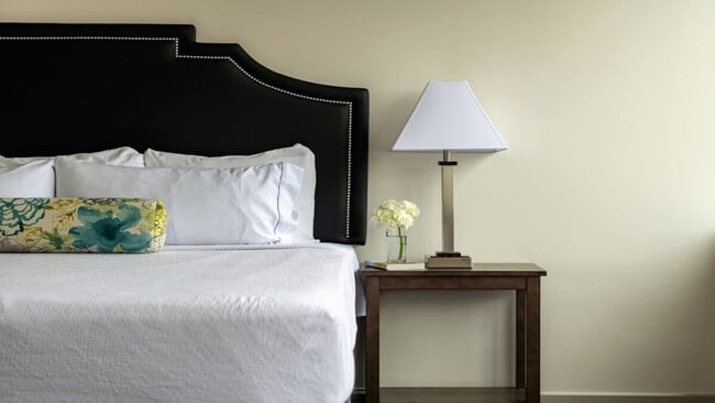 Foto del edificio - 1016 Elm St