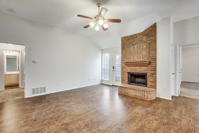 Building Photo - 737 Dema Lane