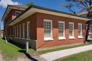 Building Photo - 802 Orange St