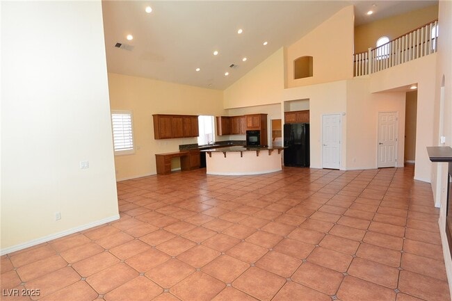 Building Photo - 983 Roseberry Dr
