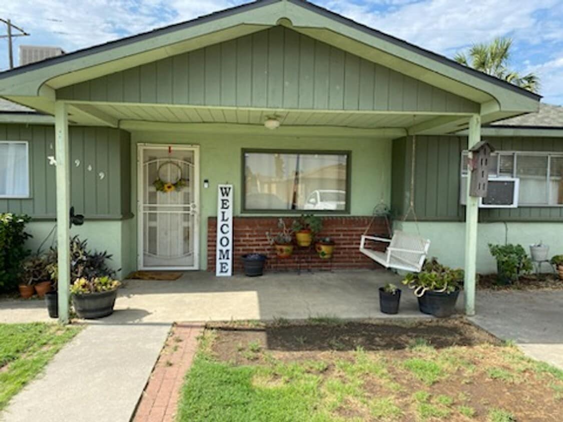 Primary Photo - 3 Br 1 Ba available now
