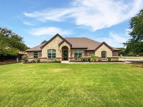 Building Photo - 2804 Alta Vista Ct
