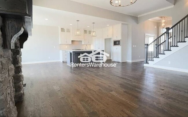 Foto del edificio - 548 SE Colonial Dr