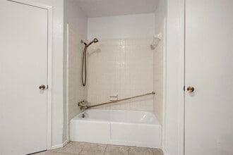 Building Photo - 6316 Olson Ln