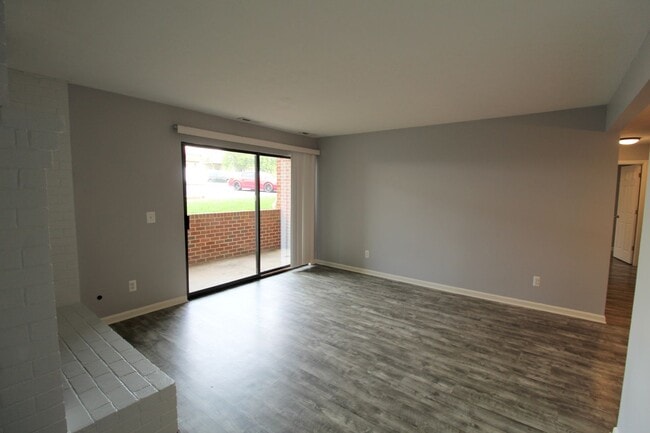 Foto del edificio - 1010 Blue Ridge Dr