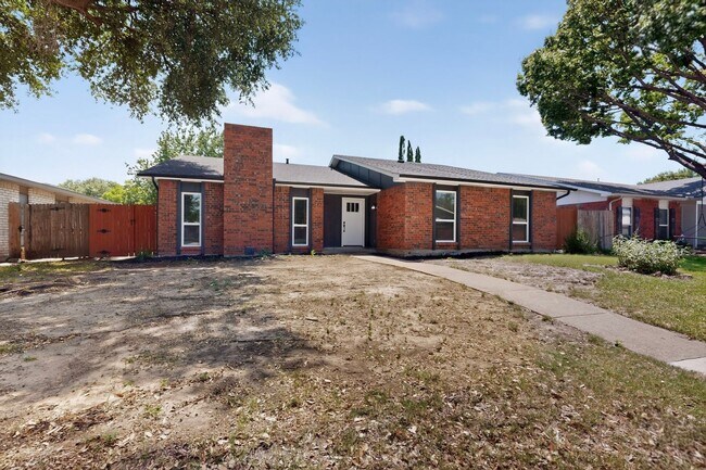 Foto del edificio - 243 Woodhurst Dr