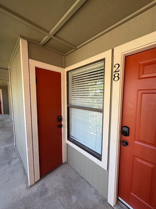Foto principal - 518 E 7th St