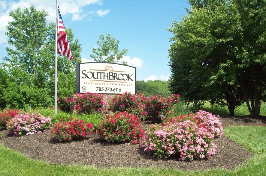 Southbrook Apartments Rentals Topeka, KS