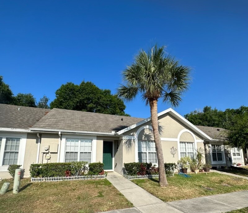 2147 Cypress Bay Blvd, Kissimmee, FL 34743 Townhome Rentals in Kissimmee FL