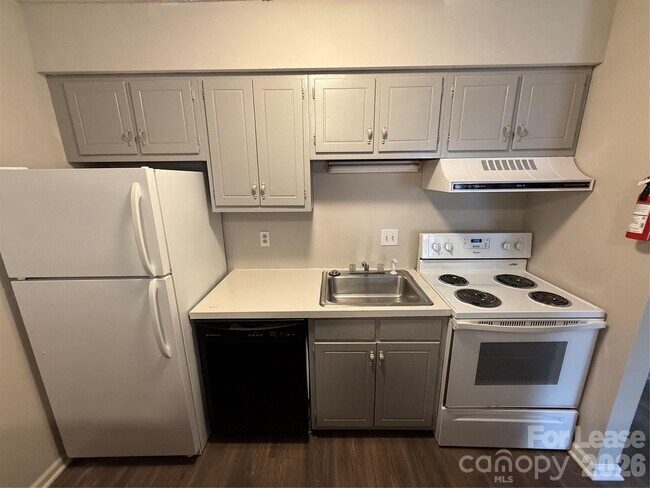 Foto del edificio - 381 20th Ave NE