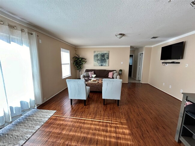 Building Photo - 13207 Gatton Park Dr