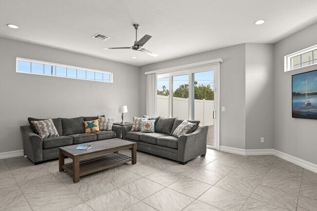 Foto del edificio - 132 Mediterranean Way