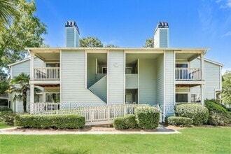 Building Photo - 1481 Center St Ext