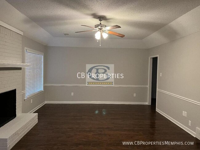 Foto del edificio - 7333 Isherwood Rd