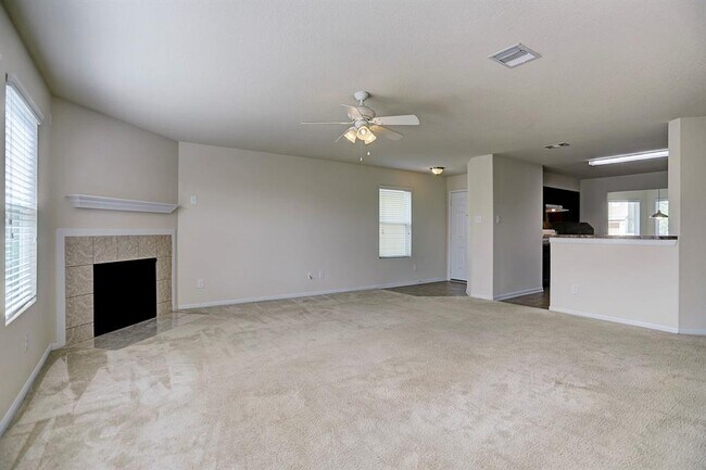 Building Photo - 16805 Northern Flicker Trail