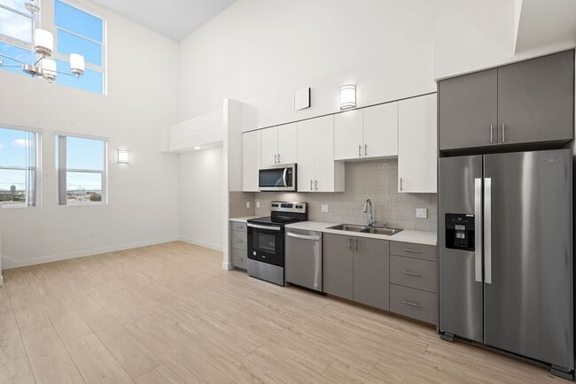 Interior Photo - Elle at Westchester