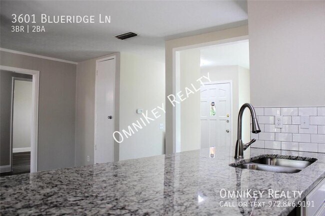 Building Photo - 3601 Blue Ridge Ln