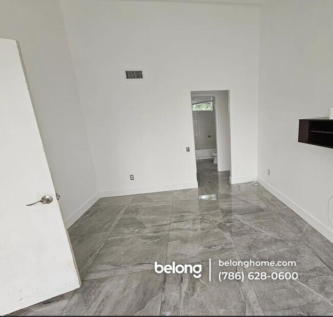 Foto del edificio - 7130 SW 112th Ct
