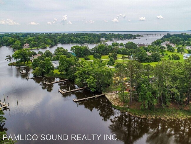 Foto del edificio - 3 br, 2.5 bath House - 1021 Pirates Cove C...