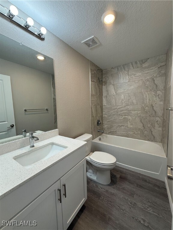 Foto principal - 200 NW 11th St