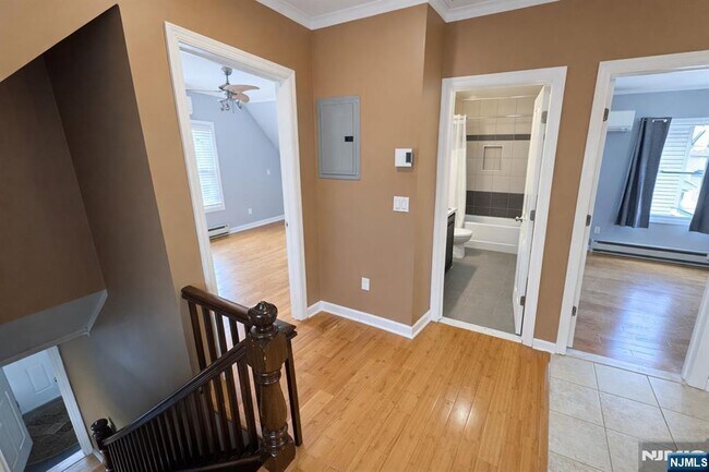 Foto del edificio - 205 Valley Brook Ave