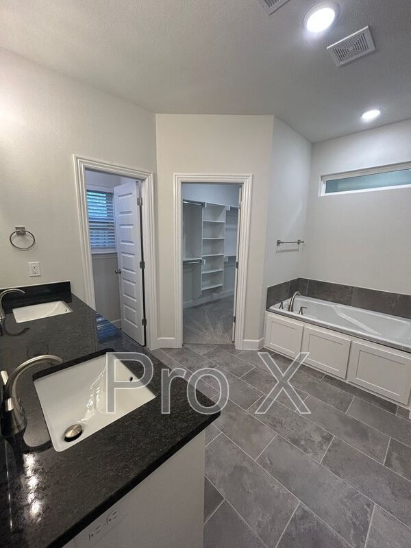 Building Photo - 1470 Overcup Oak Ln
