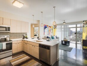 Kitchen - Linear Apartment Homes